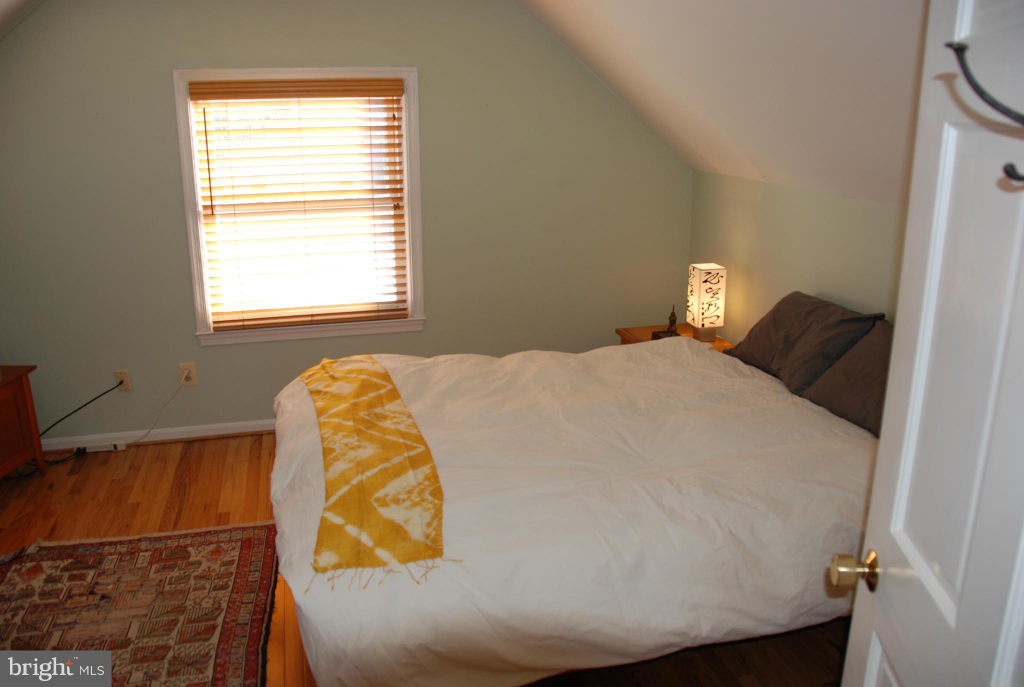 8736 Ridge Road Bethesda, MD 20817 - Photo 15 of 27 Bedroom