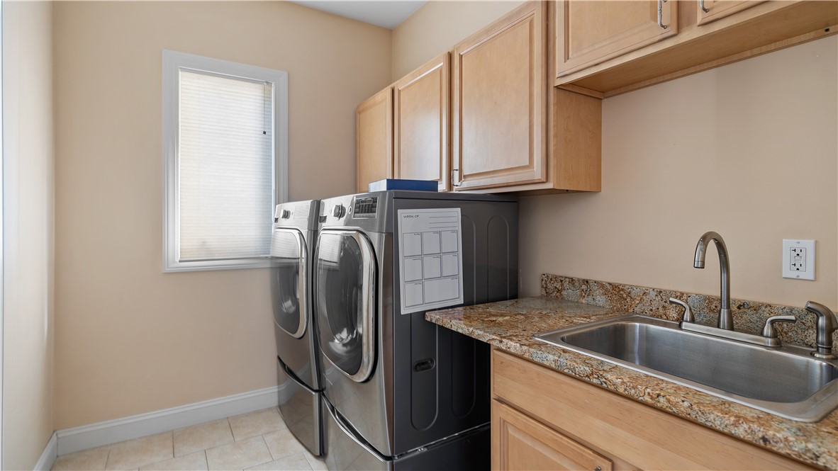 23 Pine Ridge Drive Cranston, RI 02921 - Photo 13 of 31 Gallery Image 13