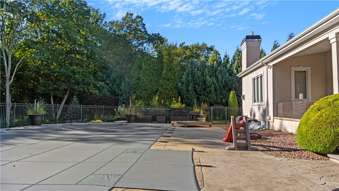 23 Pine Ridge Drive Cranston, RI 02921 - Photo 29 of 31 Gallery Image 29