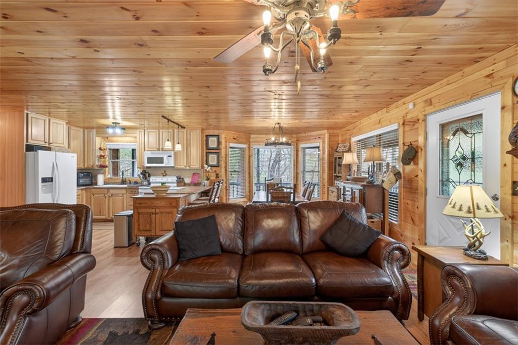 88 Crest Road Blairsville, GA 30512 - Photo 7 of 75