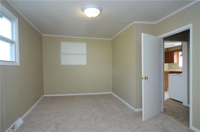 608 California Avenue Rochester, PA 15074 - Photo 12 of 20