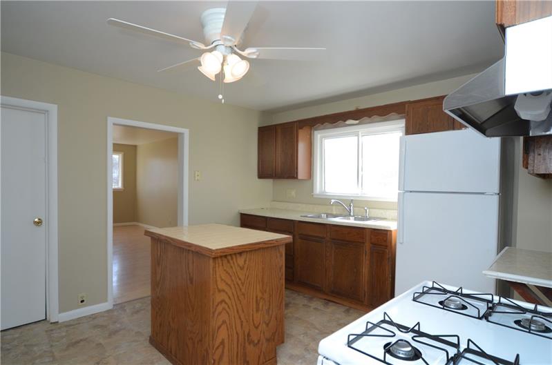 608 California Avenue Rochester, PA 15074 - Photo 16 of 20