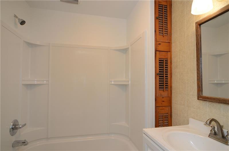 608 California Avenue Rochester, PA 15074 - Photo 17 of 20