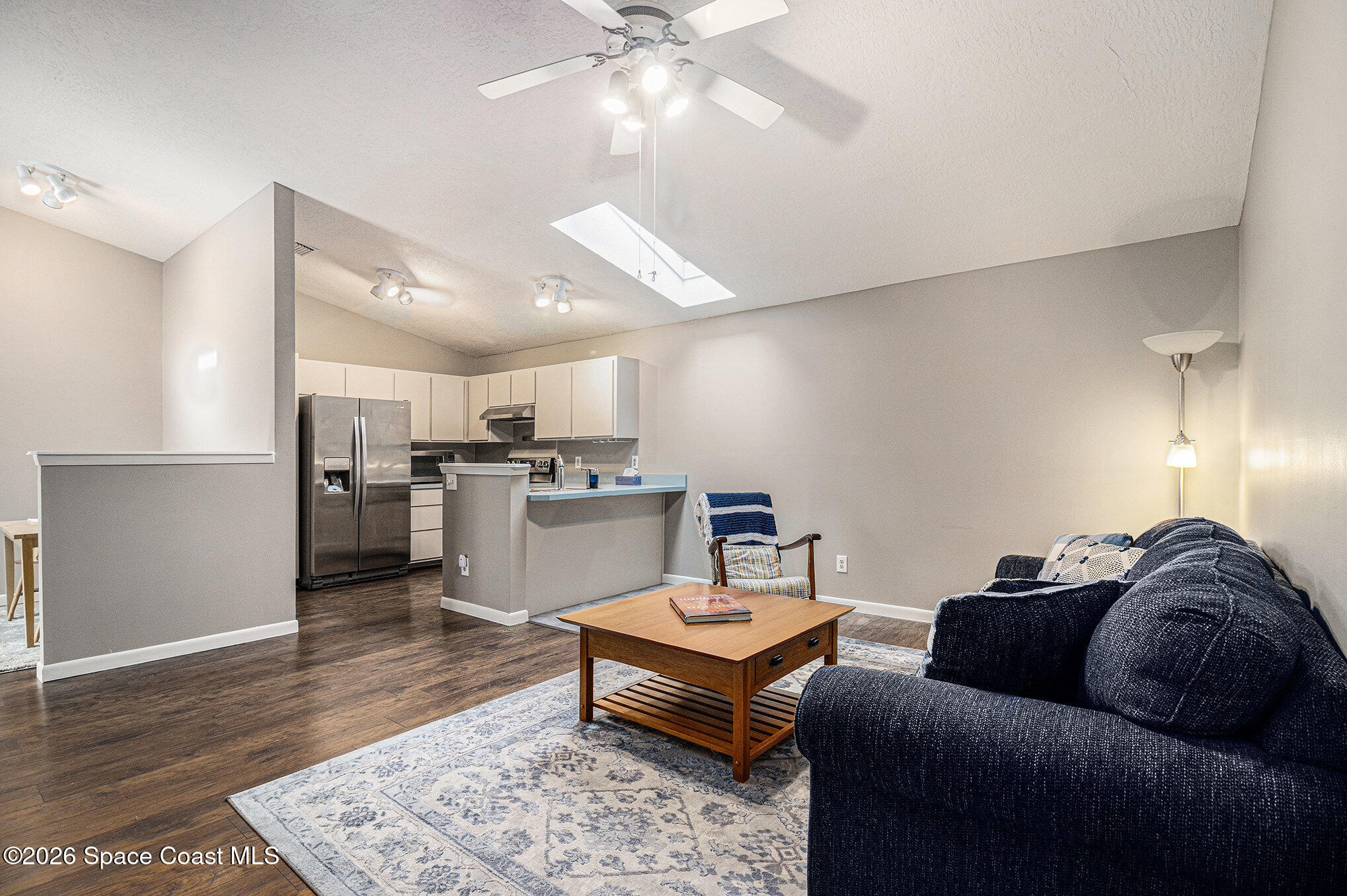 327 Myrtlewood Road Melbourne, FL 32940 - Photo 8 of 33 004_file_740