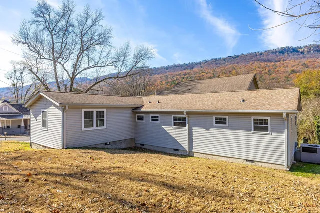 $454,000 | 1313 West 46th Street, Chattanooga, TN 37409