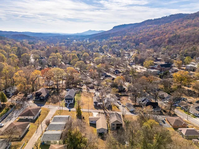 $454,000 | 1313 West 46th Street, Chattanooga, TN 37409