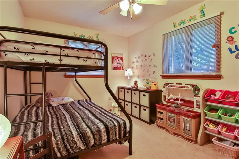 535 A Sangree Road Pittsburgh, PA 15237 - Photo 12 of 18