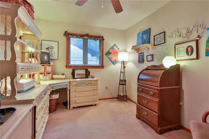 535 A Sangree Road Pittsburgh, PA 15237 - Photo 13 of 18
