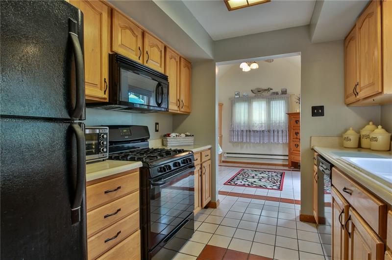 535 A Sangree Road Pittsburgh, PA 15237 - Photo 7 of 18