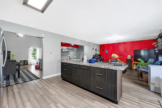 $275,000 | 5638 Fairview Forest Drive, Houston, TX 77088