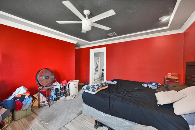 $275,000 | 5638 Fairview Forest Drive, Houston, TX 77088