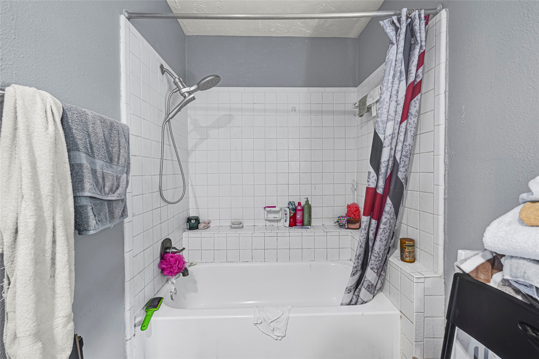 5638 Fairview Forest Drive Houston, TX 77088 - Photo 34 of 49