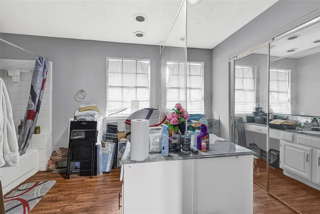 $275,000 | 5638 Fairview Forest Drive, Houston, TX 77088