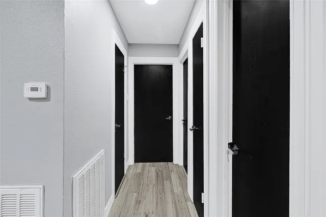 $275,000 | 5638 Fairview Forest Drive, Houston, TX 77088