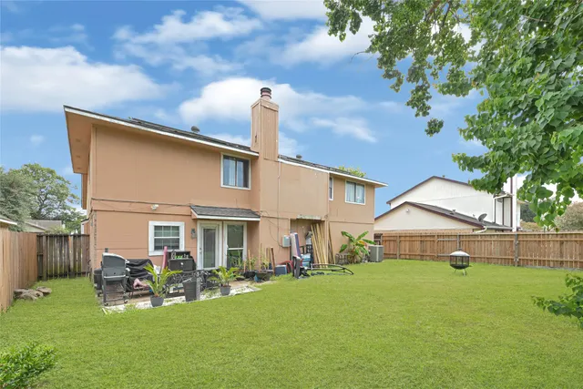 $275,000 | 5638 Fairview Forest Drive, Houston, TX 77088