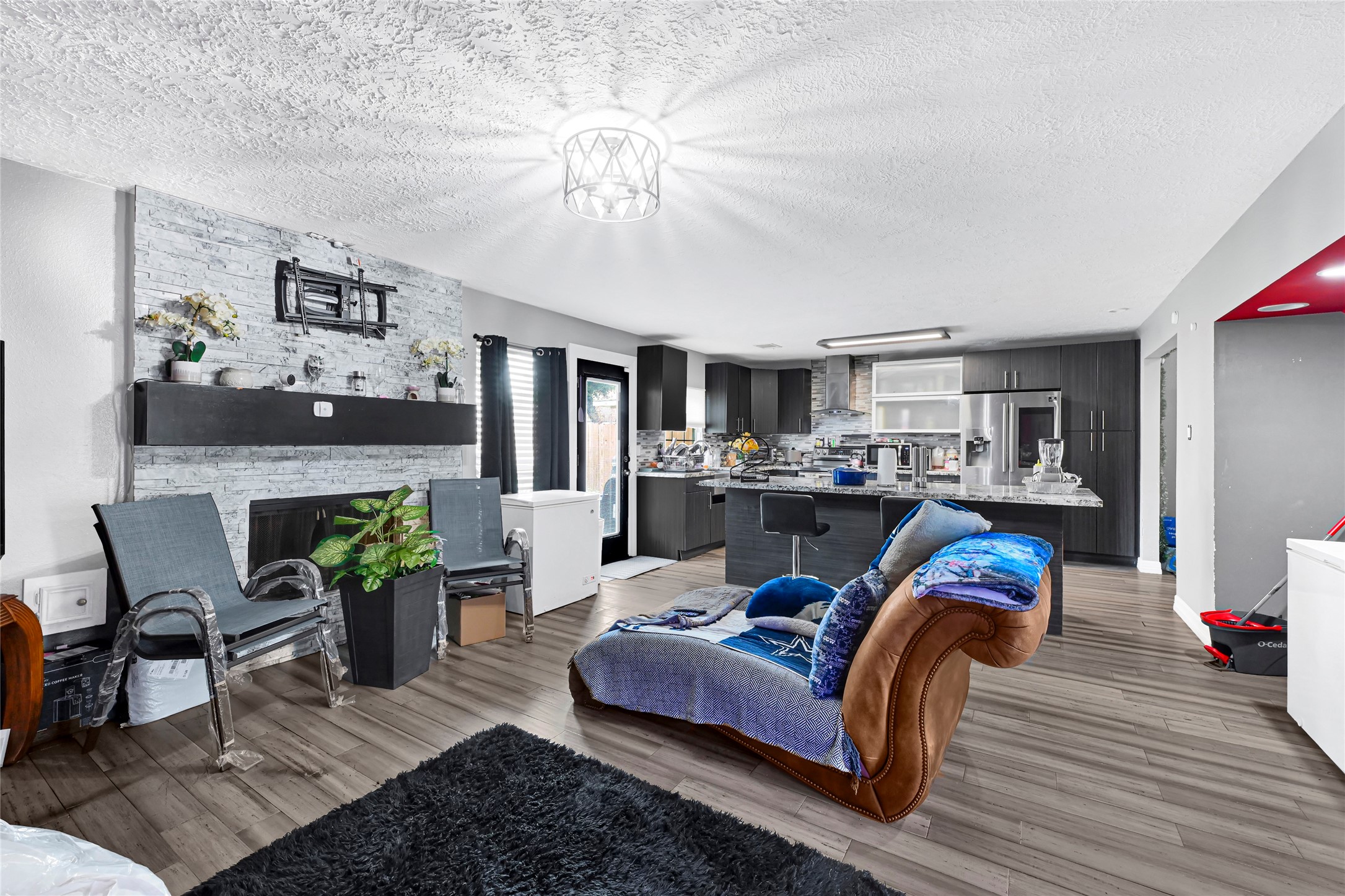 5638 Fairview Forest Drive Houston, TX 77088 - Photo 10 of 49