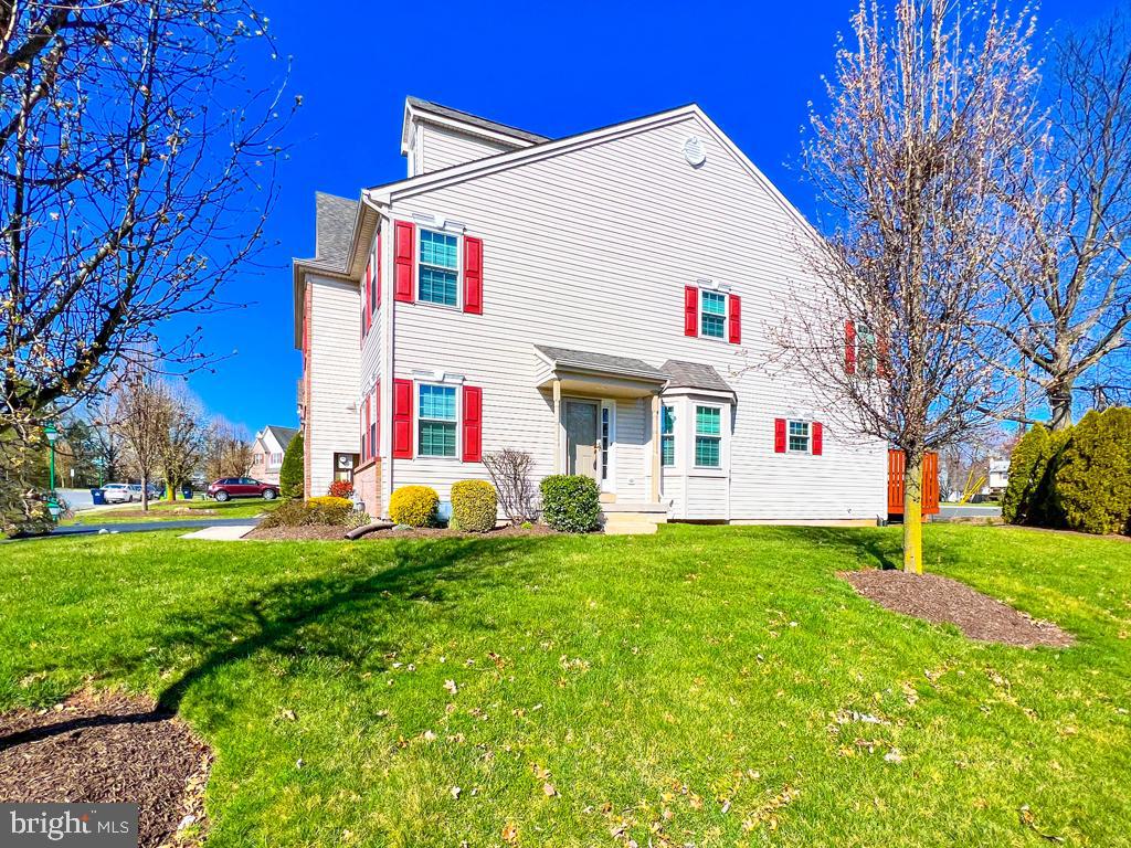 201 Raintree Crossing Hatfield, PA 19440 - Photo 3 of 46 a view of a house with a yard