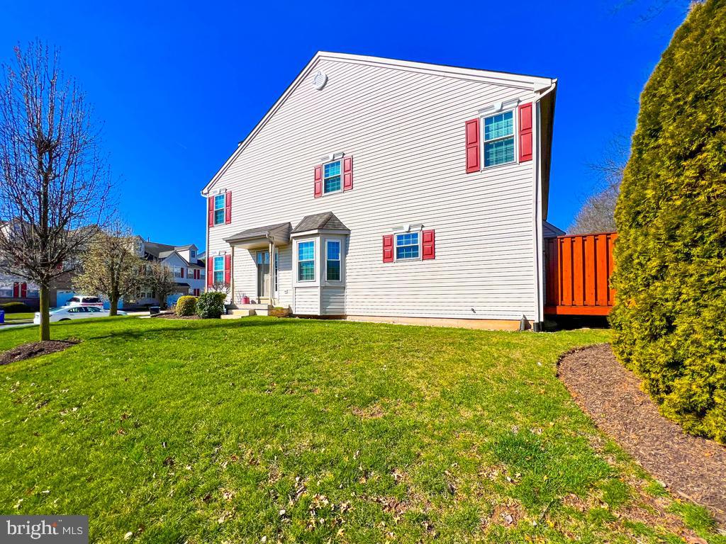 201 Raintree Crossing Hatfield, PA 19440 - Photo 44 of 46 a view of a house with a backyard