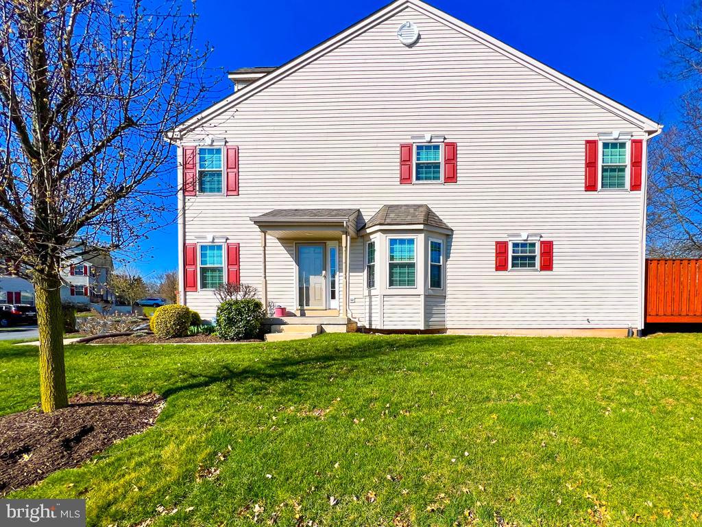 201 Raintree Crossing Hatfield, PA 19440 - Photo 45 of 46 a front view of a house with a yard