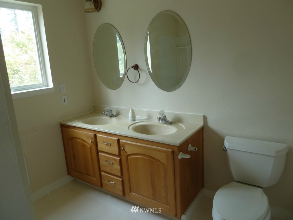 8313 Robe Menzel Road Granite Falls, WA 98252 - Photo 7 of 23