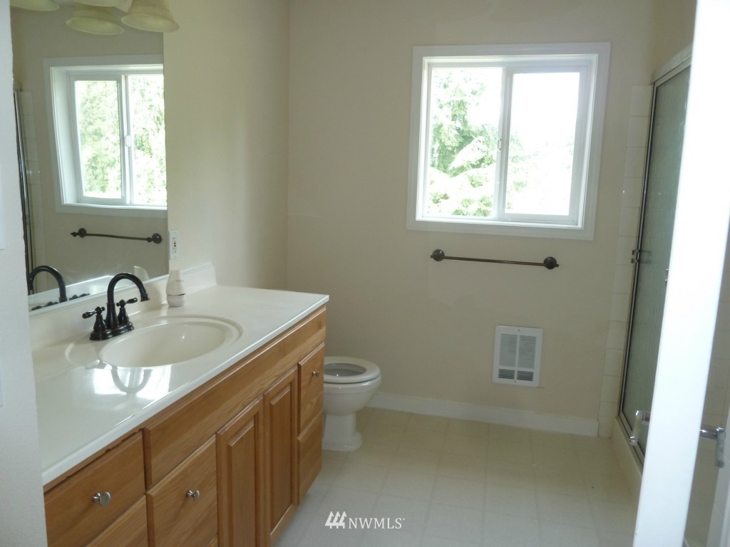 8313 Robe Menzel Road Granite Falls, WA 98252 - Photo 9 of 23
