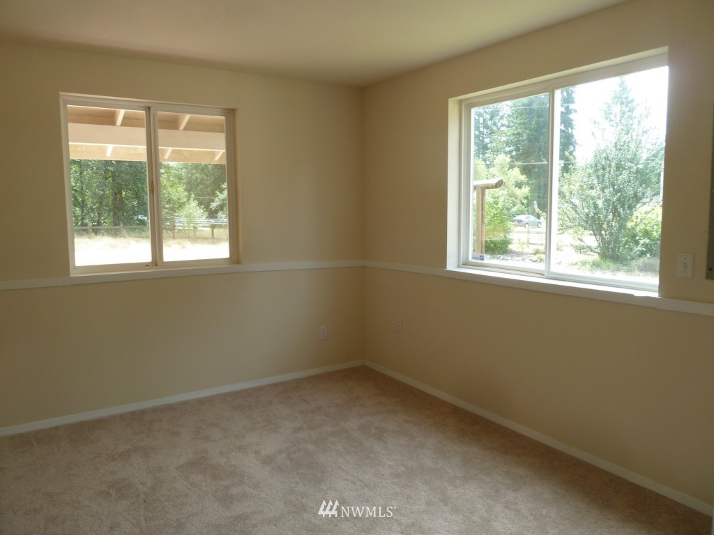 8313 Robe Menzel Road Granite Falls, WA 98252 - Photo 10 of 23