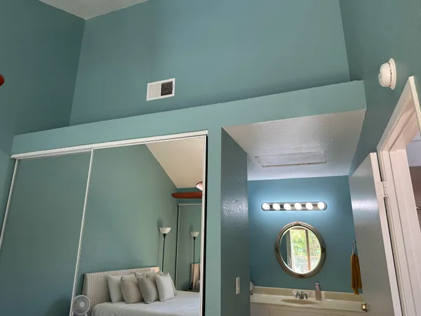 $300,000 | 48255 Monroe Street, Unit 5, Indio, CA 92201