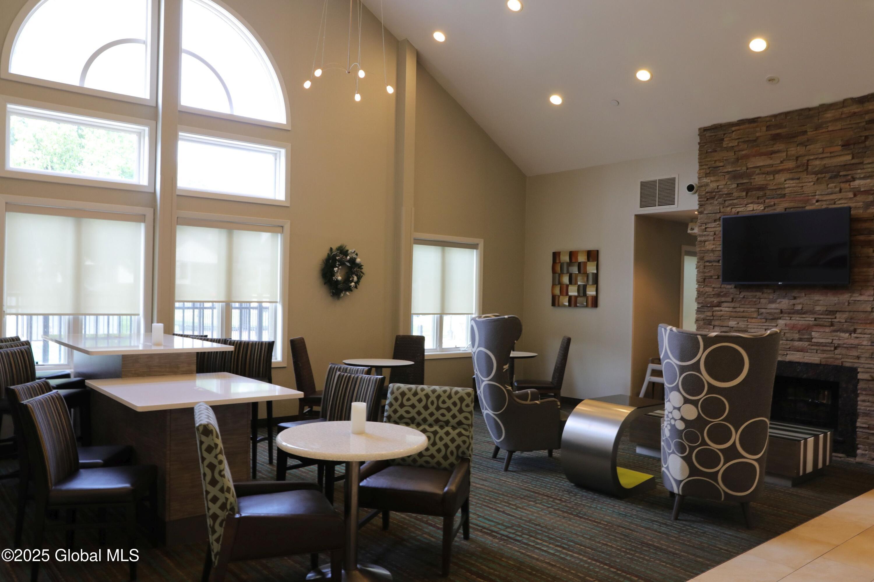 9 Residence Inn Drive, Unit 104 Colonie, NY 12110 - Photo 8 of 8 399A9734