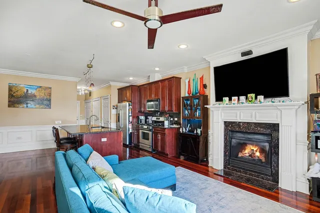 $3,700 | 2222 West Belmont Avenue, Unit 401, Chicago, IL 60618