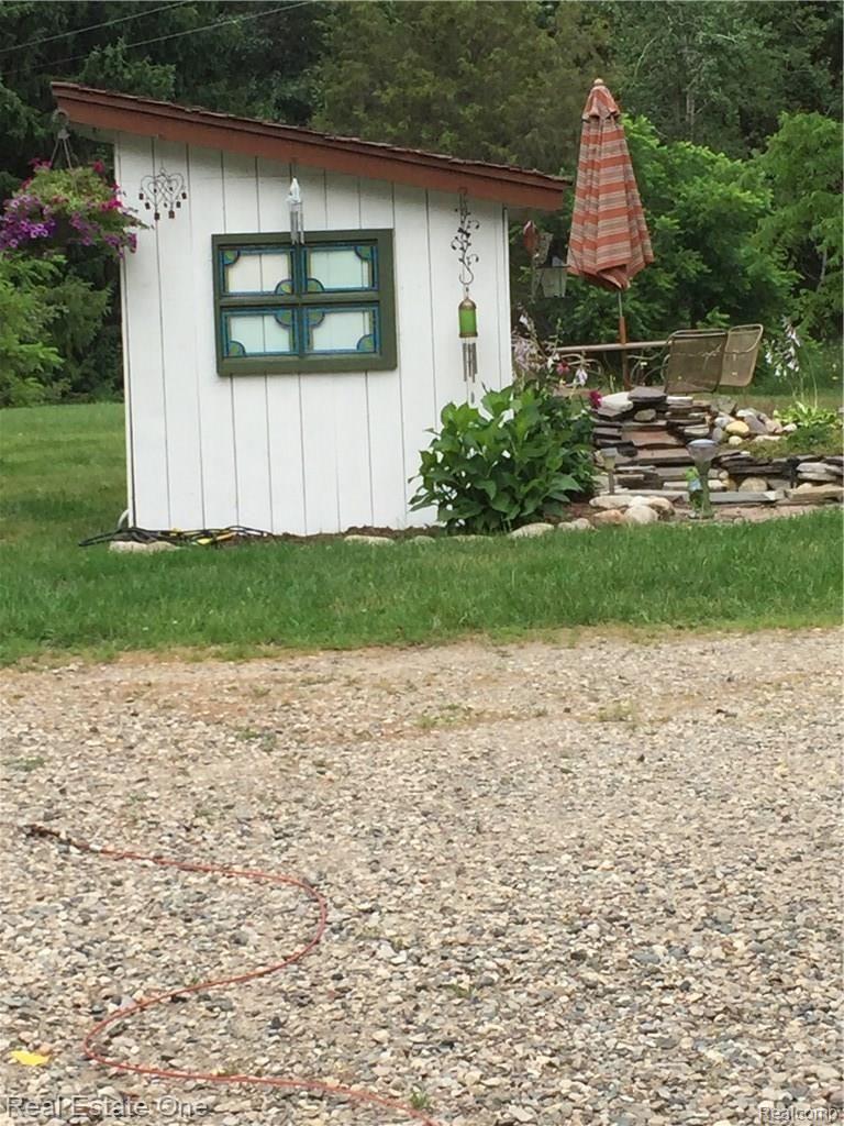 2070 West Wardlow Road Highland, MI 48357 - Photo 37 of 46 Wardlow 4.jpg