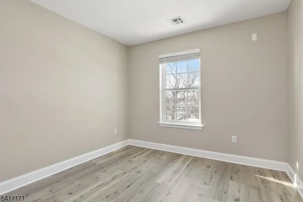 $4,000 | 158 North Auten Avenue, Somerville, NJ 08876