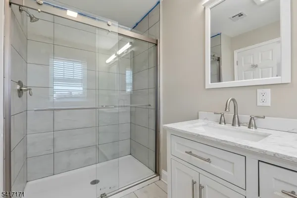 $4,000 | 158 North Auten Avenue, Somerville, NJ 08876