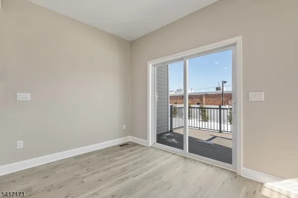 $4,000 | 158 North Auten Avenue, Somerville, NJ 08876