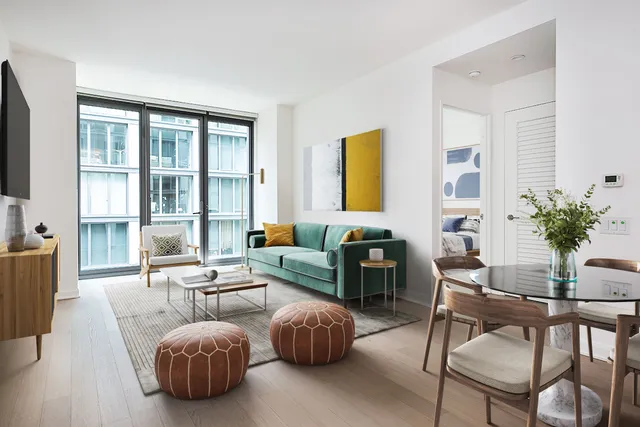 $7,038 | 7 West 21st Street, Unit 16J | Flatiron