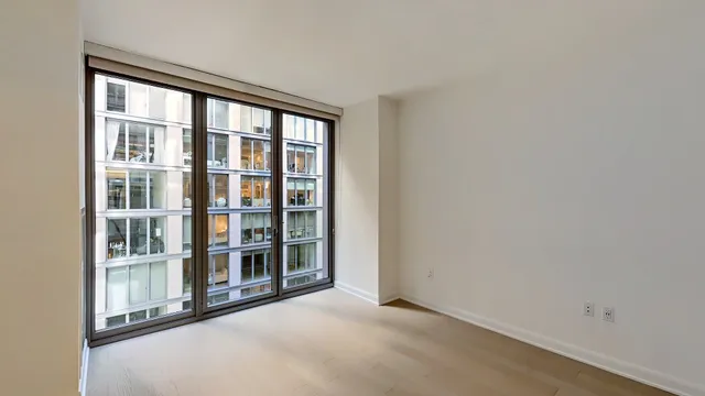 $7,038 | 7 West 21st Street, Unit 16J | Flatiron