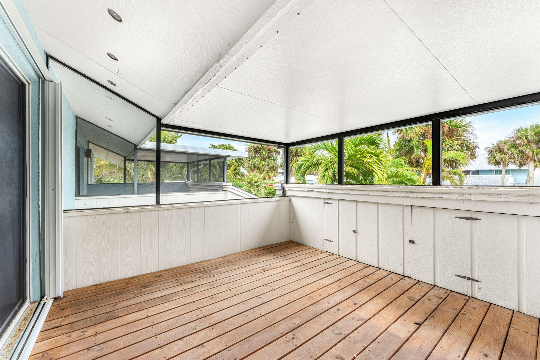 3 Cove Road, Unit 3 Melbourne Beach, FL 32951 - Photo 22 of 40 26-web-or-mls-DSC04272-HDR