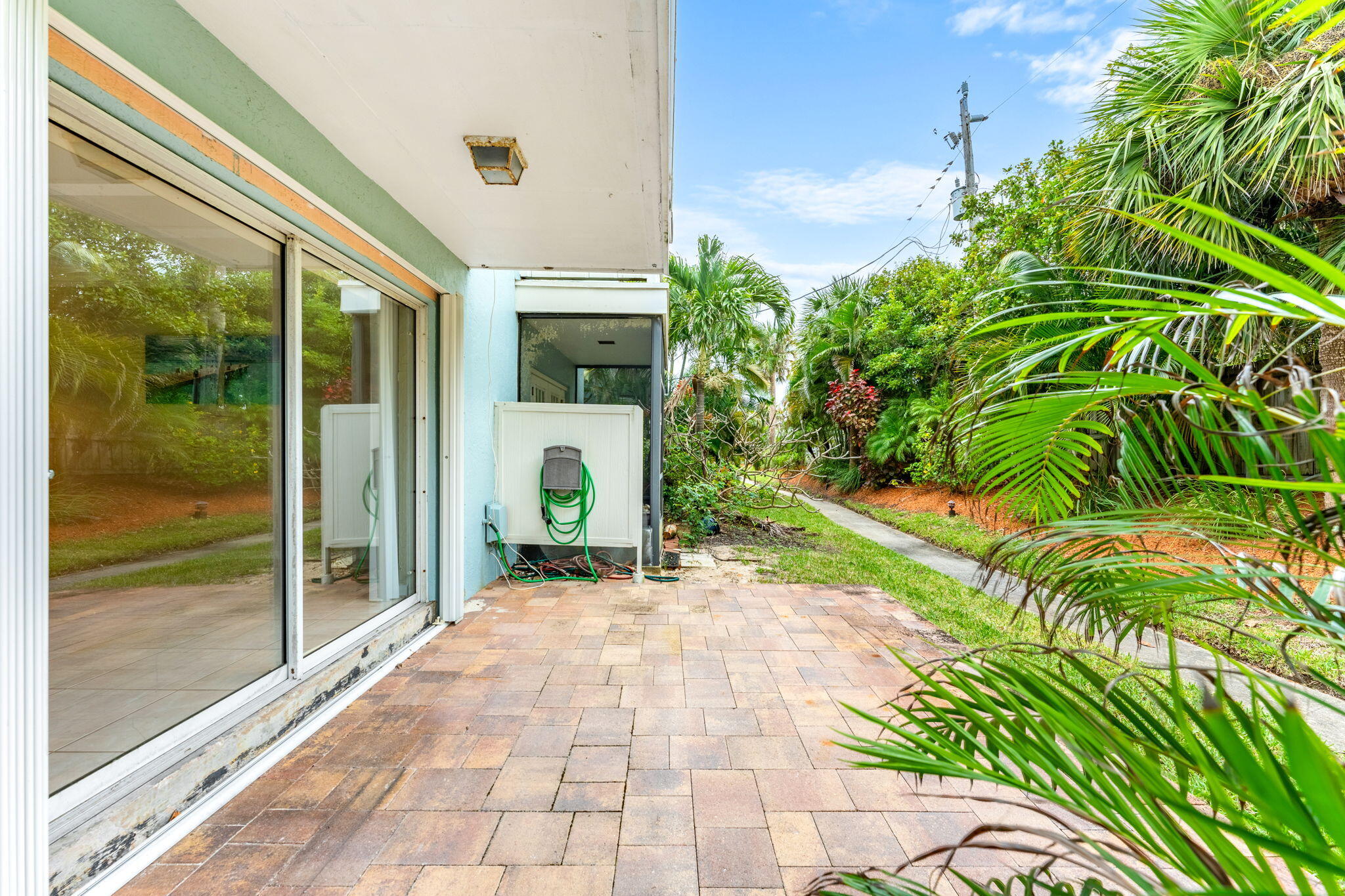 3 Cove Road, Unit 3 Melbourne Beach, FL 32951 - Photo 38 of 40 42-web-or-mls-DSC04243-HDR
