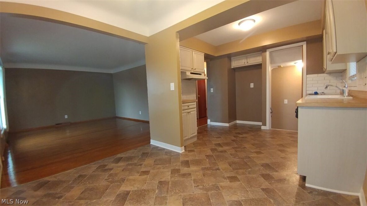 11420 Hempstead Road Garfield Heights, OH 44125 - Photo 29 of 30