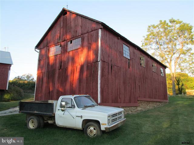 448 Myers Road Red Lion, PA 17356 - Photo 11 of 27