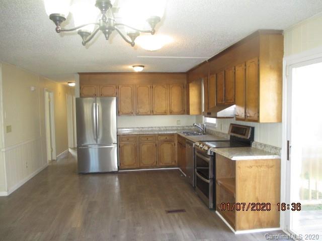 911 Pinhook Loop Road Gastonia, NC 28056 - Photo 12 of 22 Gallery Image 12