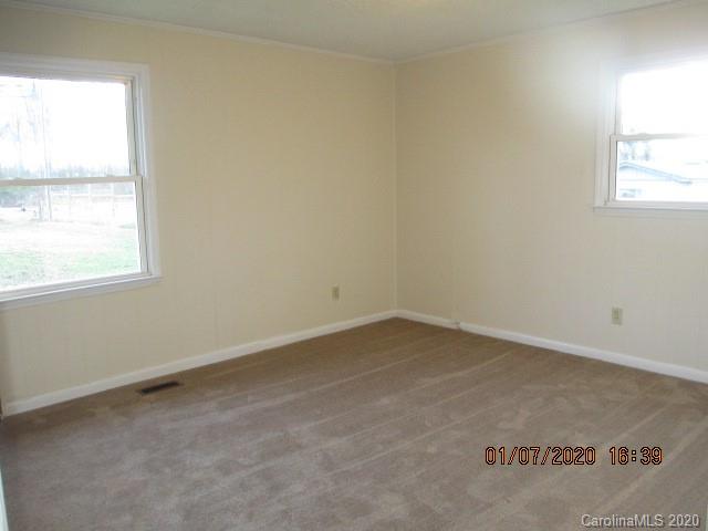 911 Pinhook Loop Road Gastonia, NC 28056 - Photo 16 of 22 Gallery Image 16