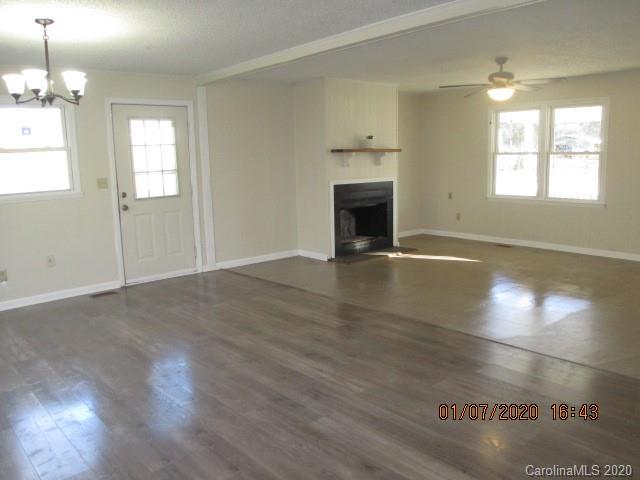 911 Pinhook Loop Road Gastonia, NC 28056 - Photo 9 of 22 Gallery Image 9