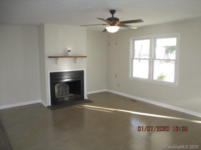 911 Pinhook Loop Road Gastonia, NC 28056 - Photo 10 of 22 Gallery Image 10