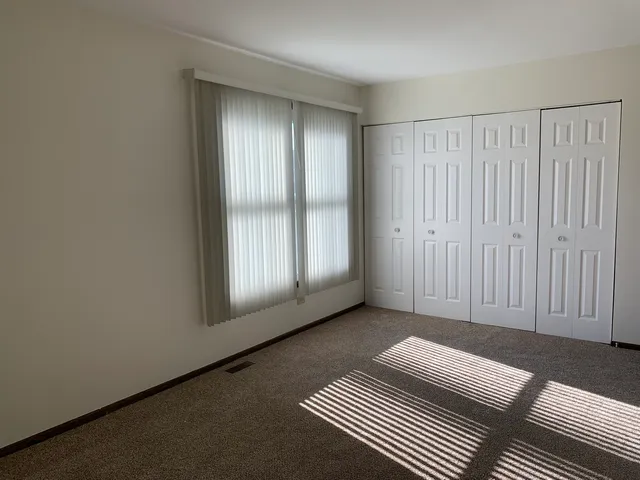 $1,995 | 1068 Glouchester Harbor, Unit 1068, Schaumburg, IL 60193