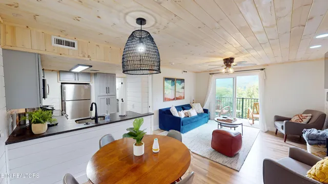 $185,000 | 3710 Weber Road, Unit 102A, Gatlinburg, TN 37738