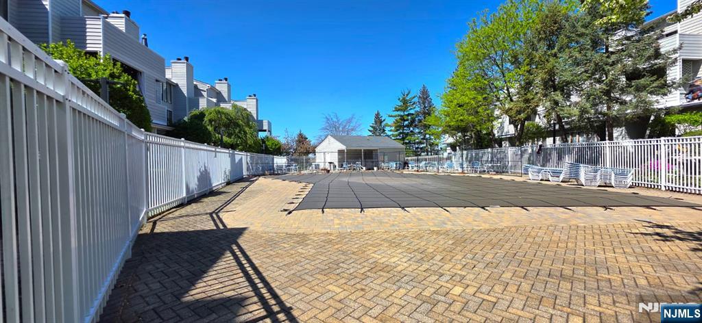 804 Spinnaker Court Secaucus, NJ 07094 - Photo 17 of 18