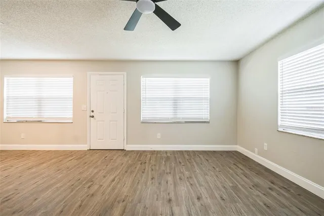 $274,900 | 1811 Queen Palm Drive, Edgewater, FL 32132