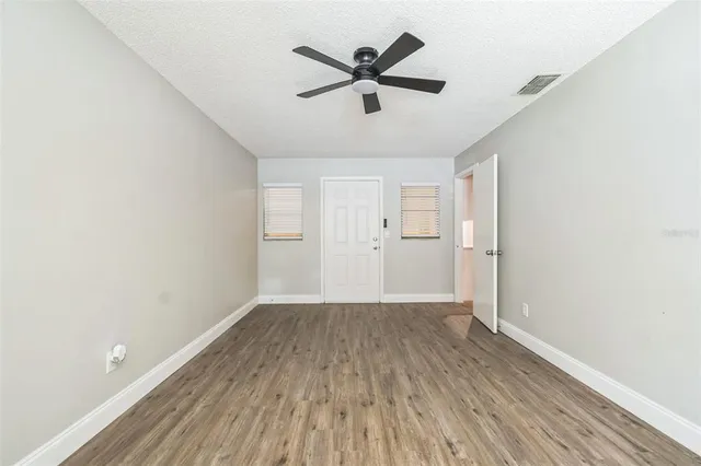 $274,900 | 1811 Queen Palm Drive, Edgewater, FL 32132