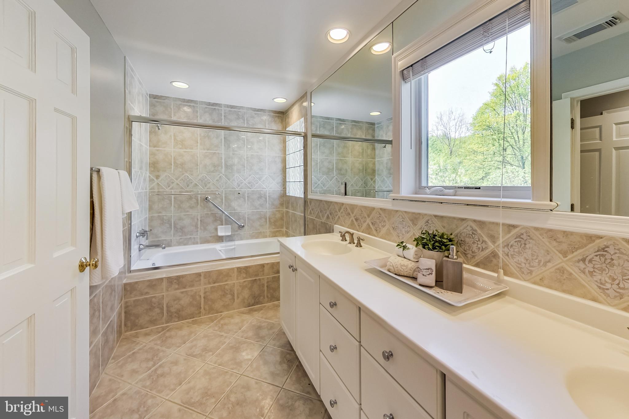 7308 Helmsdale Road Bethesda, MD 20817 - Photo 27 of 63 Gallery Image 27