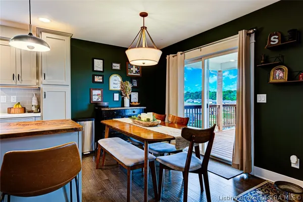 $389,900 | 5006 Oakhill Lane, Georgetown, IN 47122
